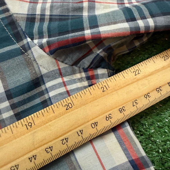 Hurley button down medium - Picture 5 of 6